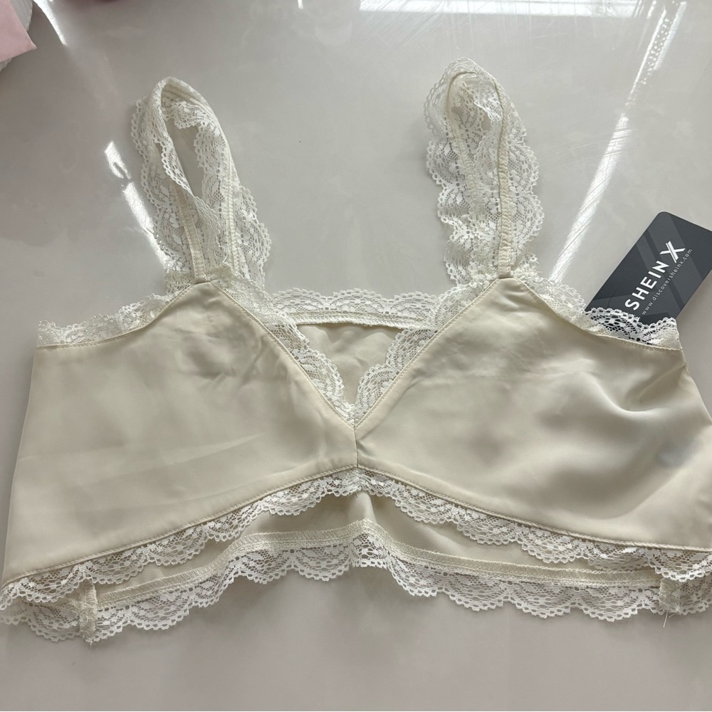 NWT SHEIN Crop Top - Picture 2 of 4